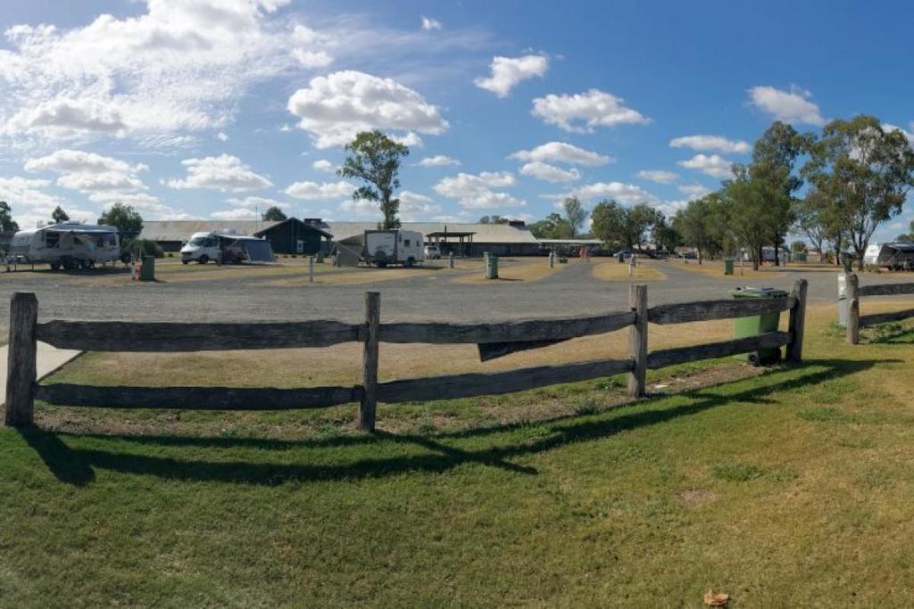 ホテル The Woolshed At Jondaryan エクステリア 写真
